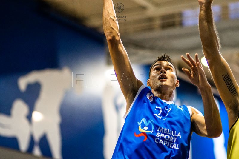 La escuadra colegial quiere seguir invicta en el pabellón García Pezzi