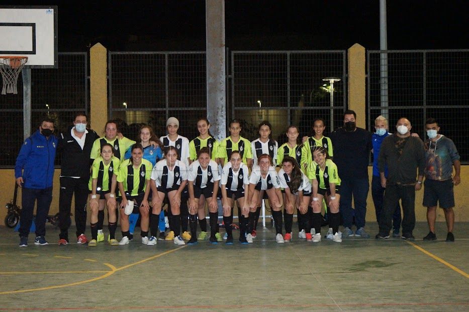 Veinte canteranas del Torreblanca se miden en la primera jornada en Tercera