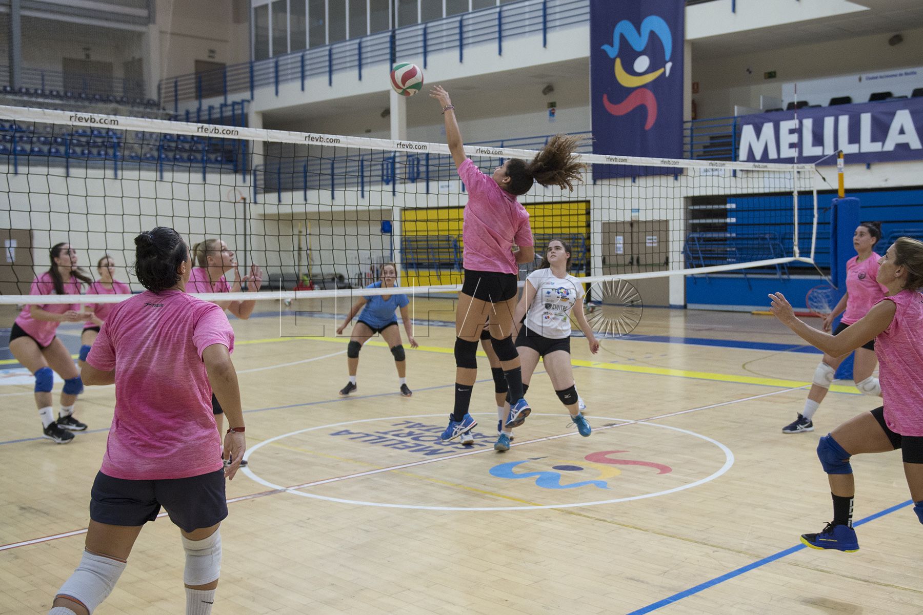 El CV Melilla femenino debuta en la difícil pista del Villalba