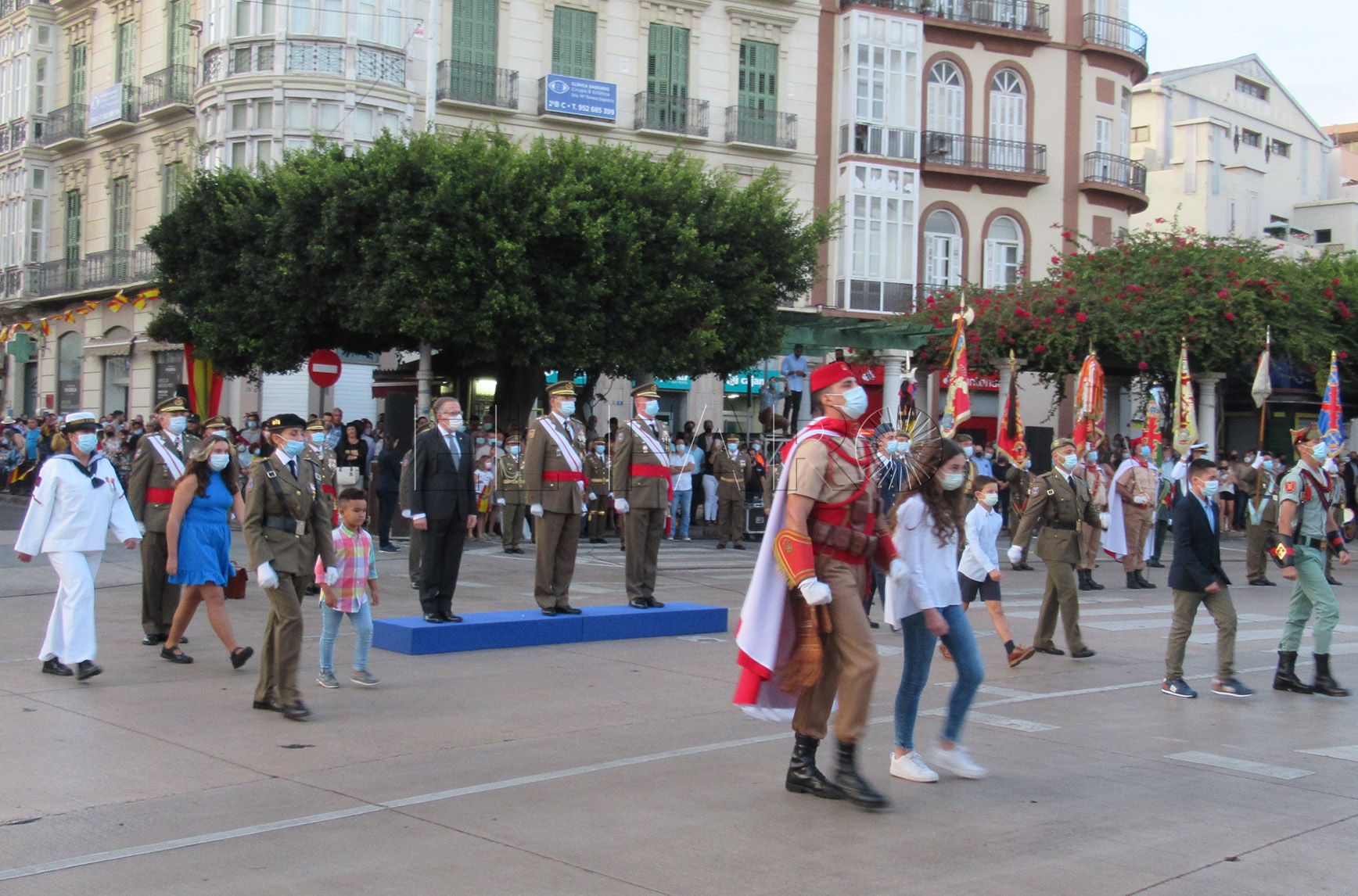 Mohatar dice que el Gobierno de Melilla estuvo representado en el desfile por De Castro