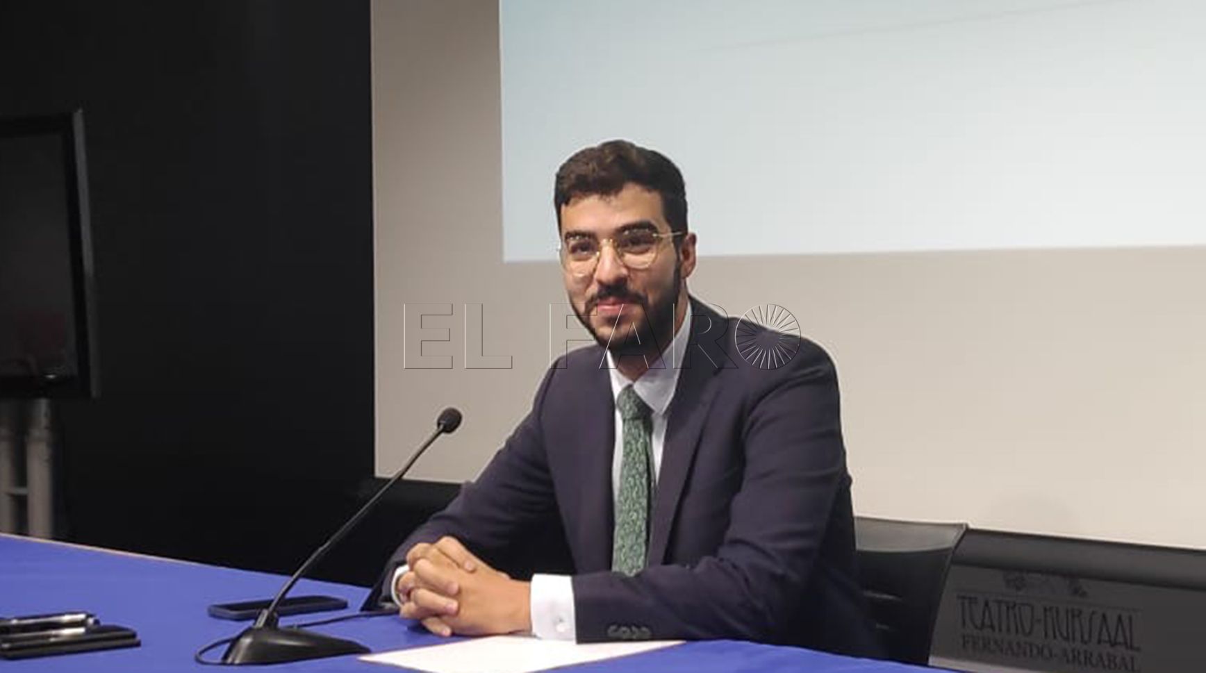 Rojas admite que el PSOE podría expulsar a Mohand pero dice que no hay una decisión tomada