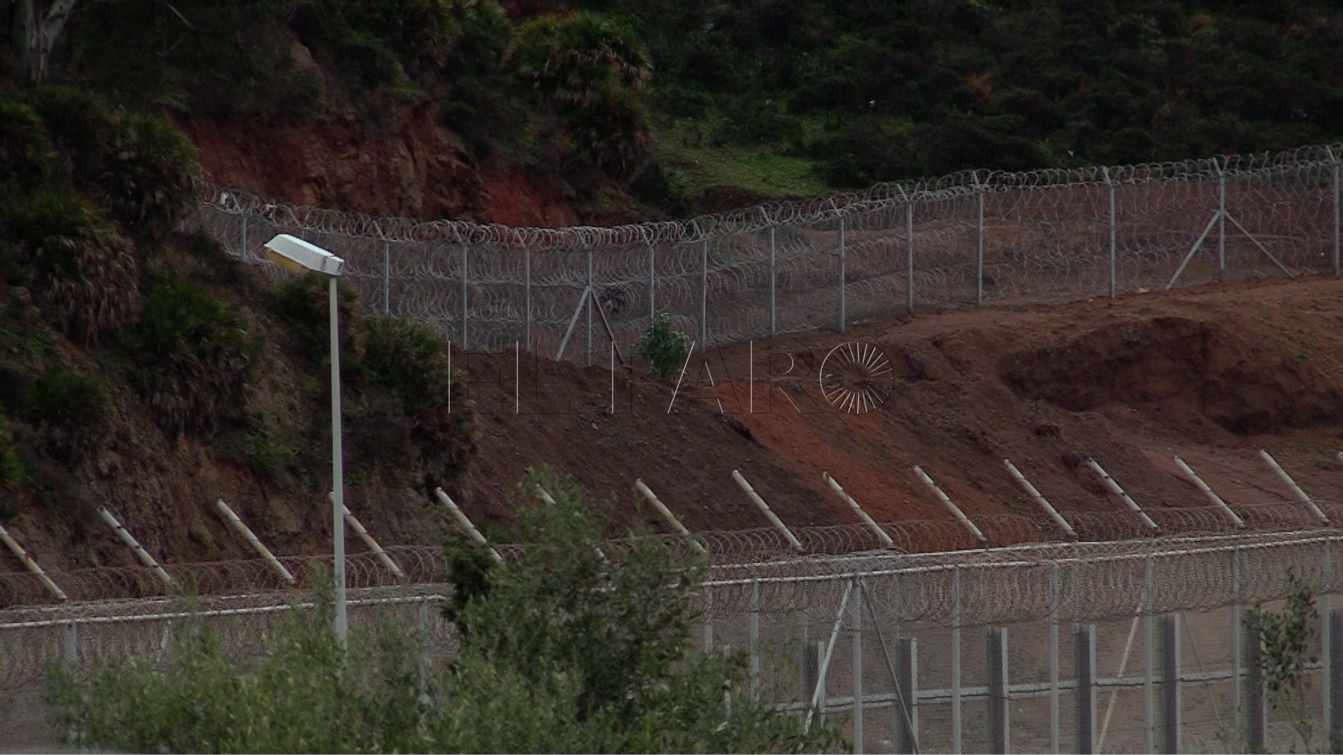 AEGC acusa a Gobierno de dejar desprotegidos a los agentes en la valla de Melilla