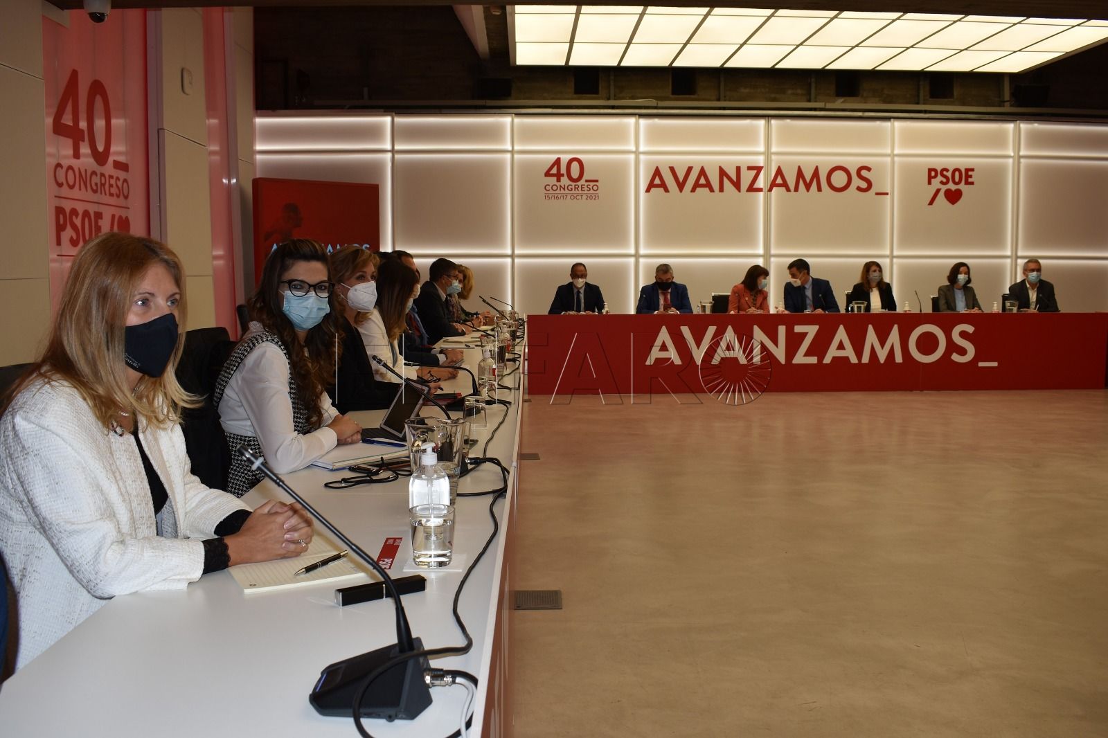 Moh participa en su primera reunión de la Comisión Ejecutiva Federal del PSOE