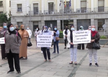 Los transfronterizos de Ceuta dicen que están “hartos de tanto esperar”