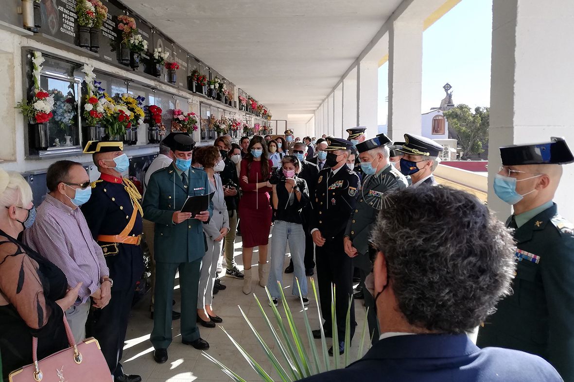 La Guardia Civil de Melilla homenajea a los que dieron su vida por la patria