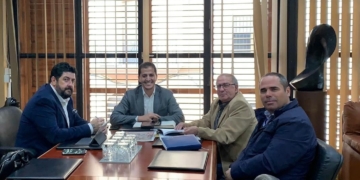 alfonso Gómez, Rachid Bussian, Avelino Gutiérrez y Antonio García, durante la reunión que mantuvieron el pasado viernes en la sede del Área de Deportes de la ciudad Autónoma de Melilla.
