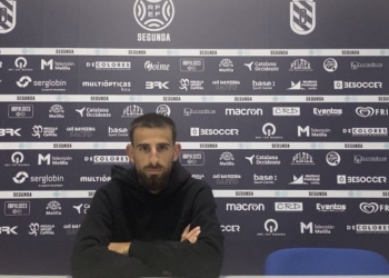 Asier Parra acudía en la matinal de ayer a la sala de prensa, en la previa del partido frente al Eldense.