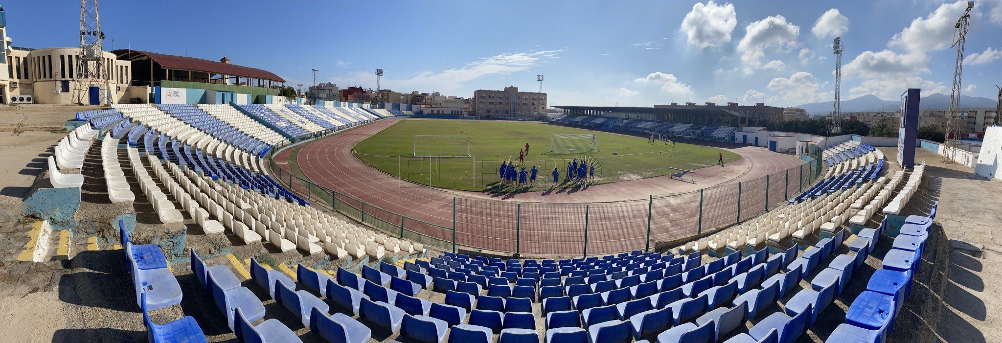 La UD Melilla recibe en el Álvarez Claro al líder de su grupo, La Nucía