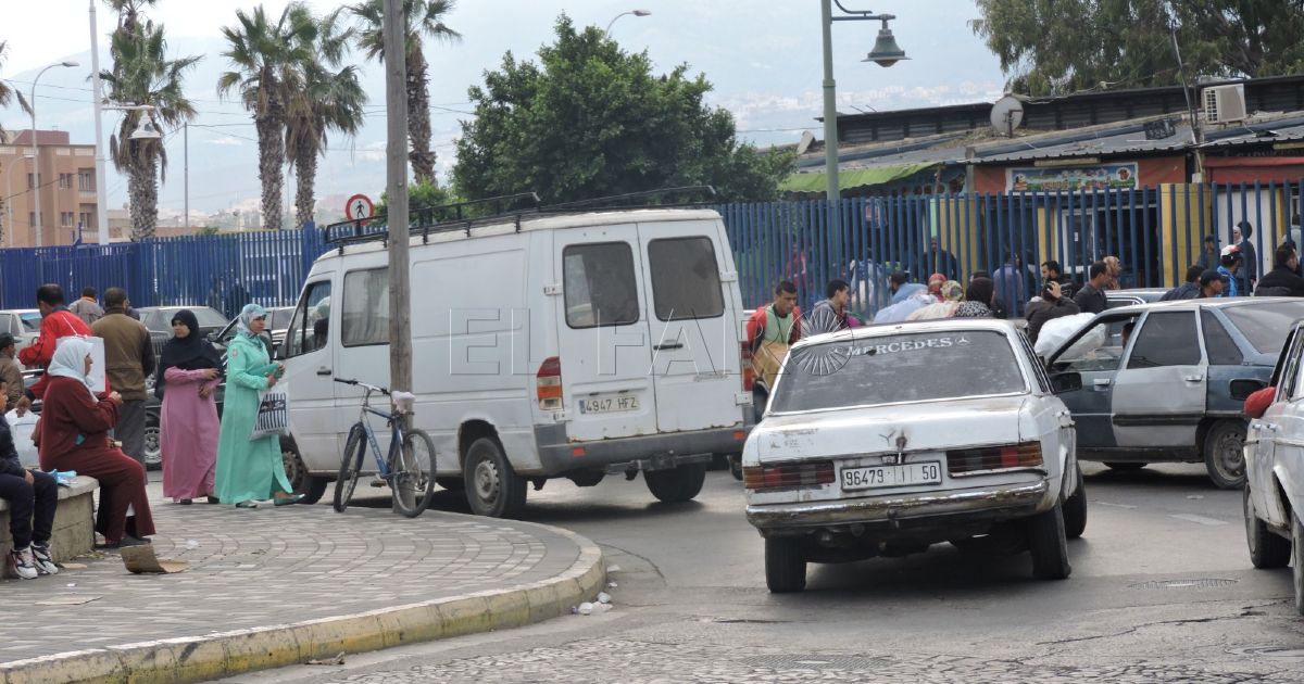Entre 15 y 20 empresarios de Melilla, obligados a exportar a Marruecos desde la península