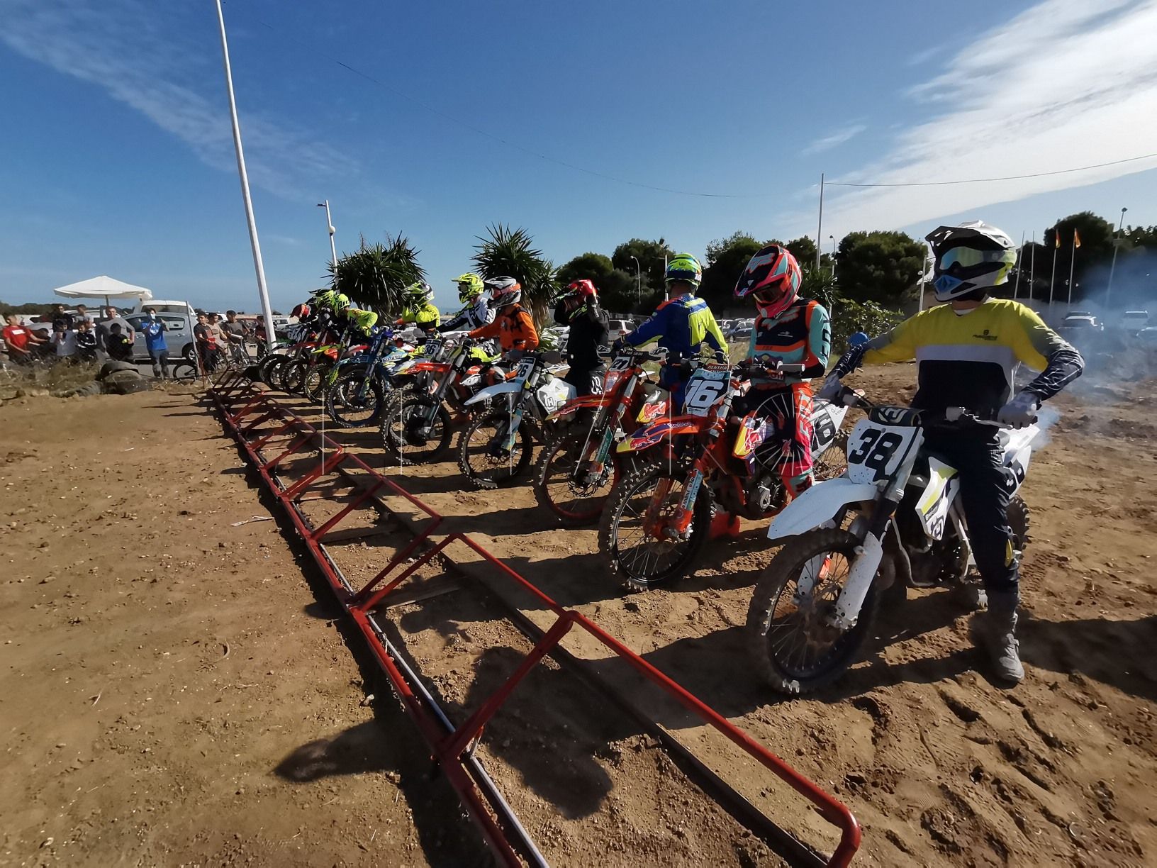 Melilla se vuelca con el Autonómico de Motocross 2021