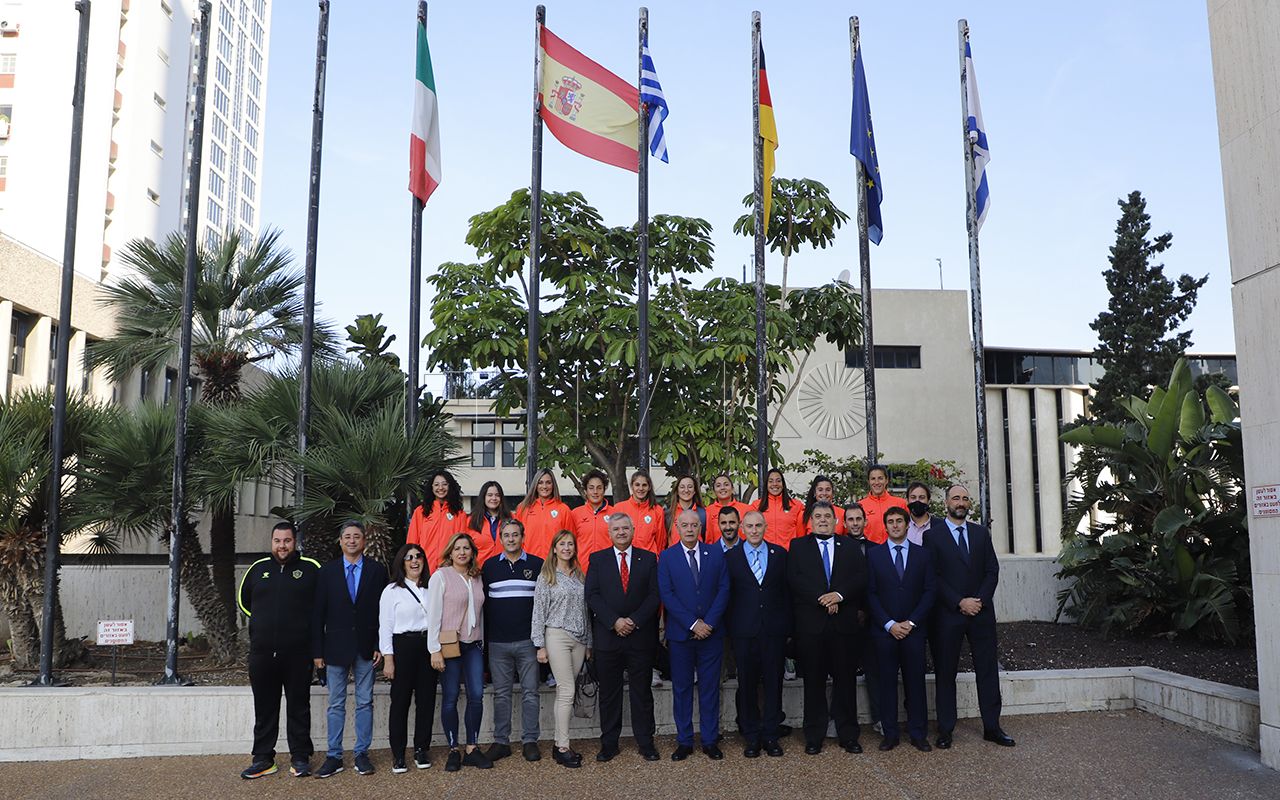 Israel y Melilla unidas por el fútbol playa femenino