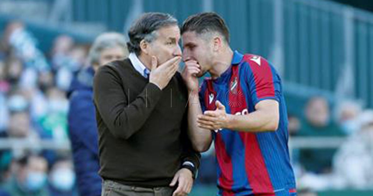 El Levante despide a su técnico Pereira antes de cita de Copa en Melilla