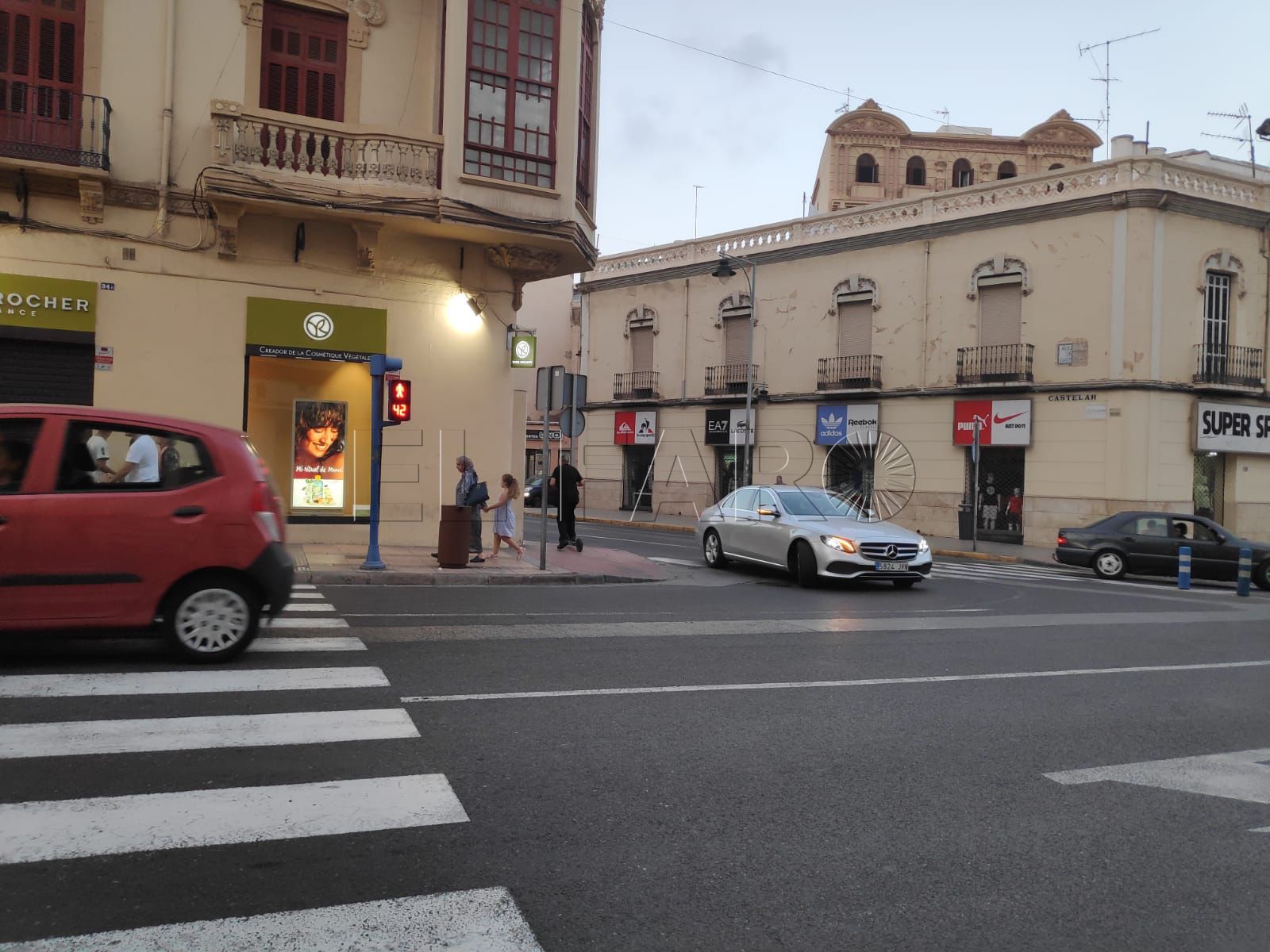 Alcoba subraya la importancia de que los cruceros se lleven la mejor imagen de Melilla