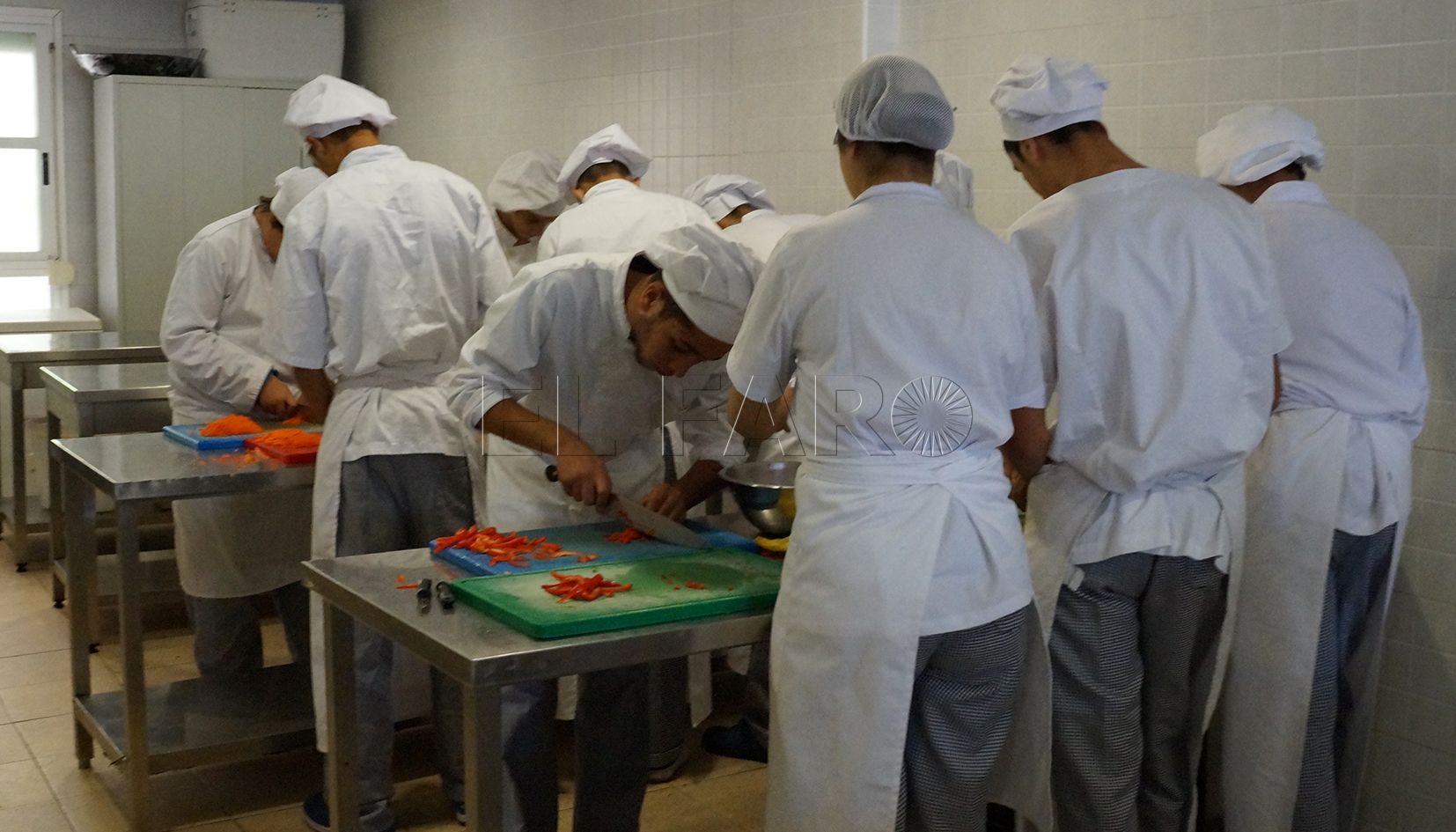 El proyecto de fomento del empleo en jóvenes, más cerca de su puesta en marcha en Melilla