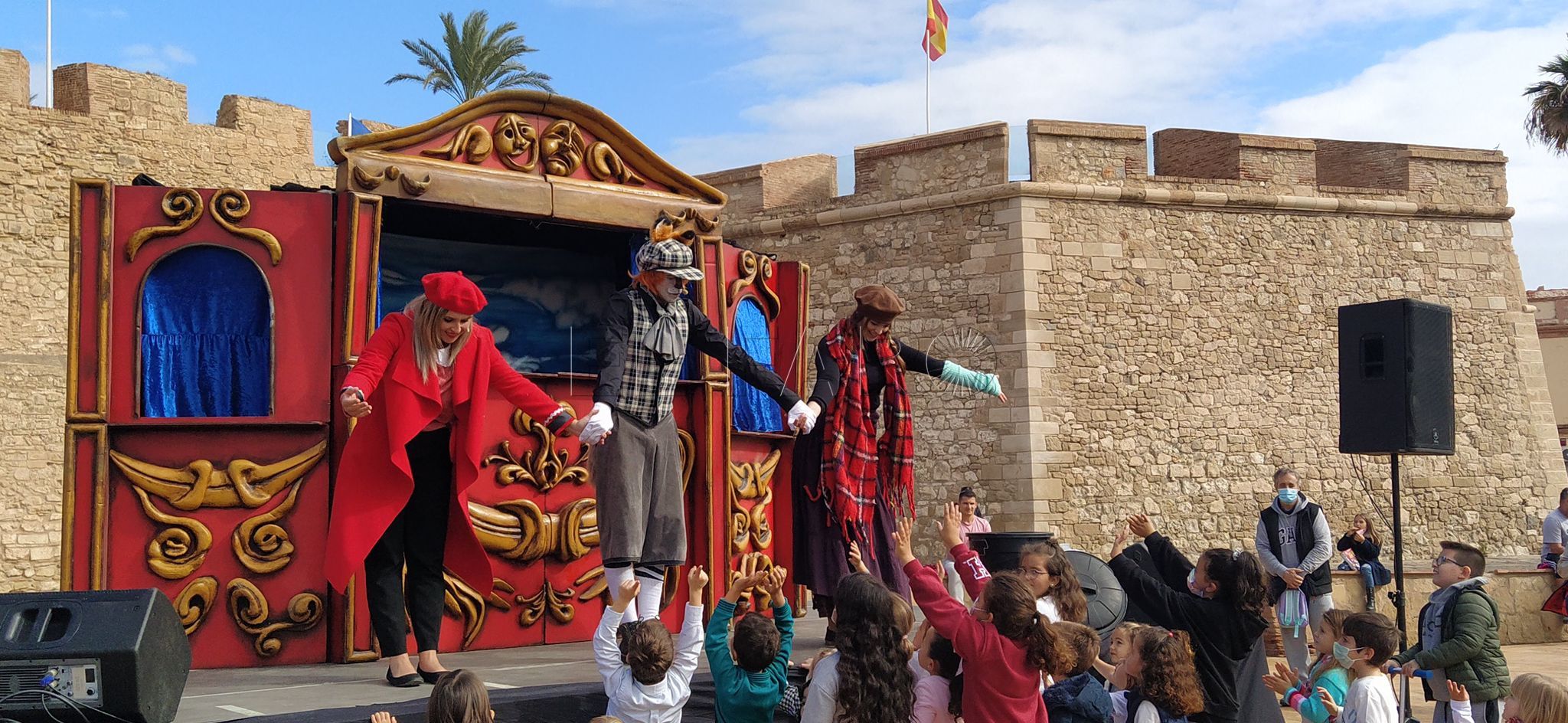 Teatro para combatir el abandono animal en Melilla
