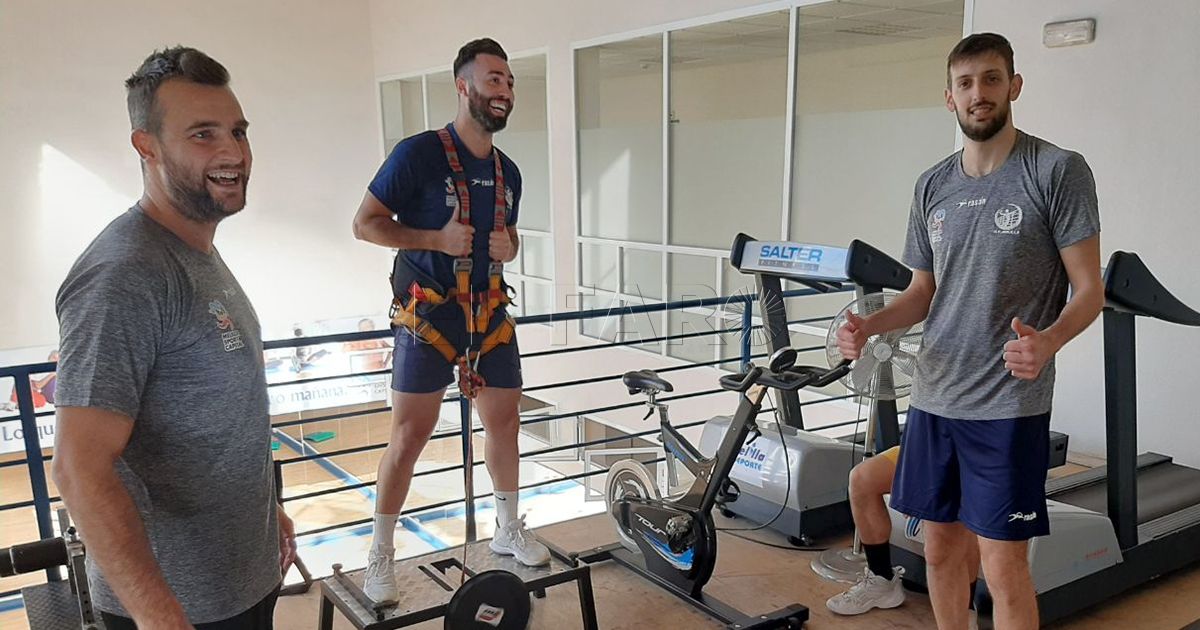 Los Gladiadores de Melilla vuelven al trabajo diario