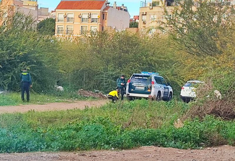 La Guardia Civil sorprende a un cazador furtivo de aves cantoras en Melilla