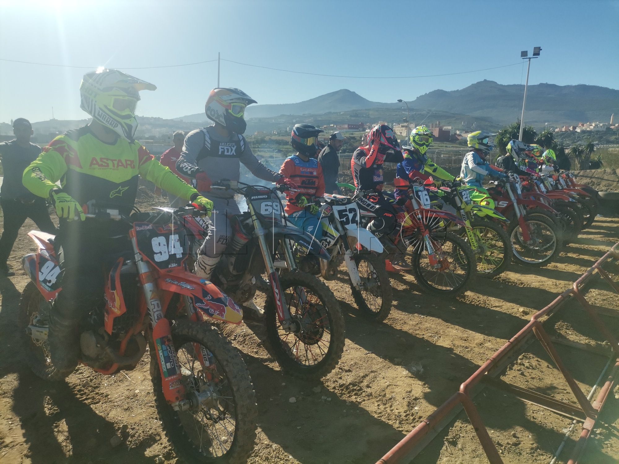 El espectáculo de los pilotos y la afición, gran respaldo del Autonómico de Melilla de motocross