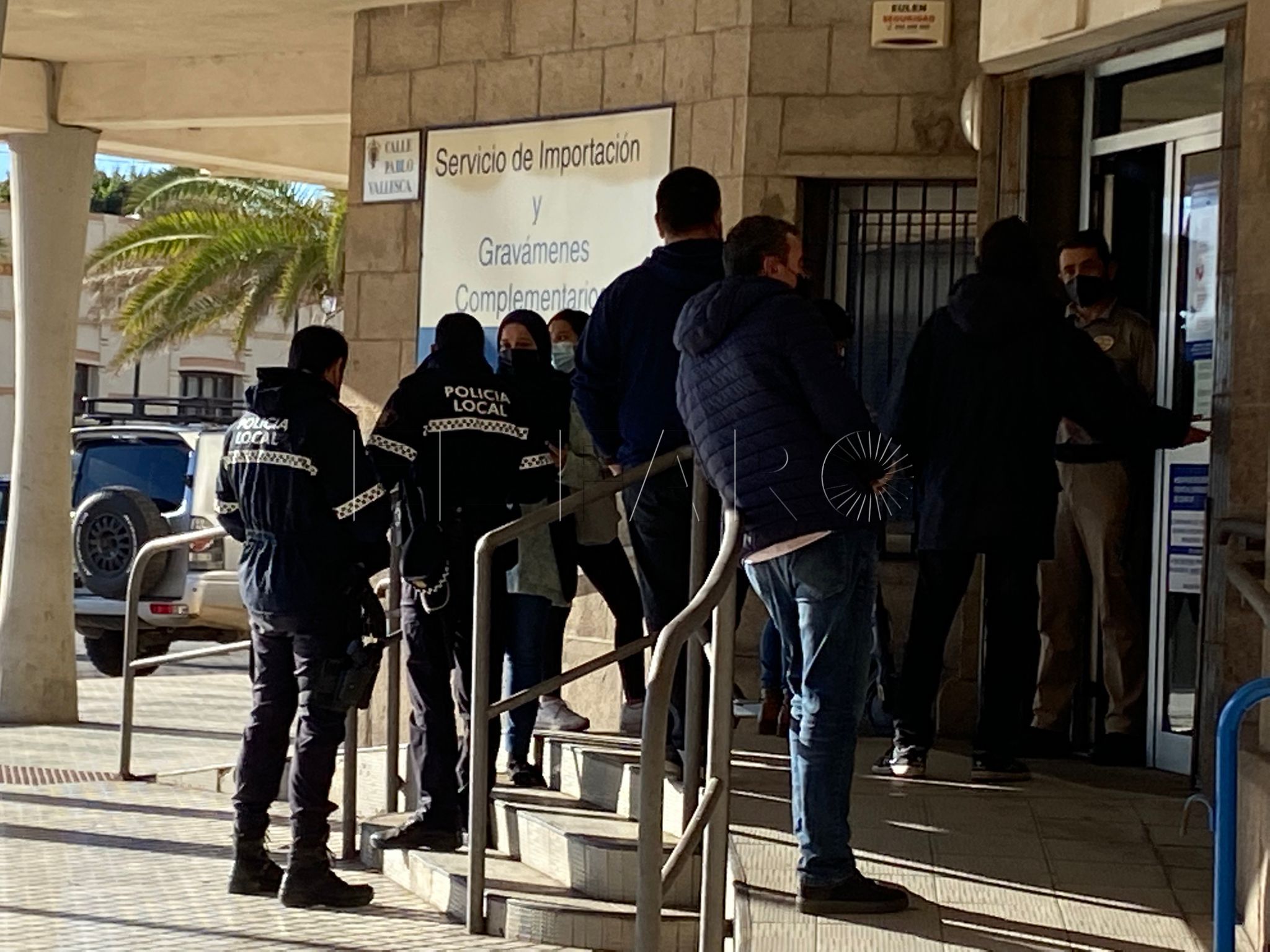 Colas para sacar el pasaporte covid: ya no hay cita hasta el martes