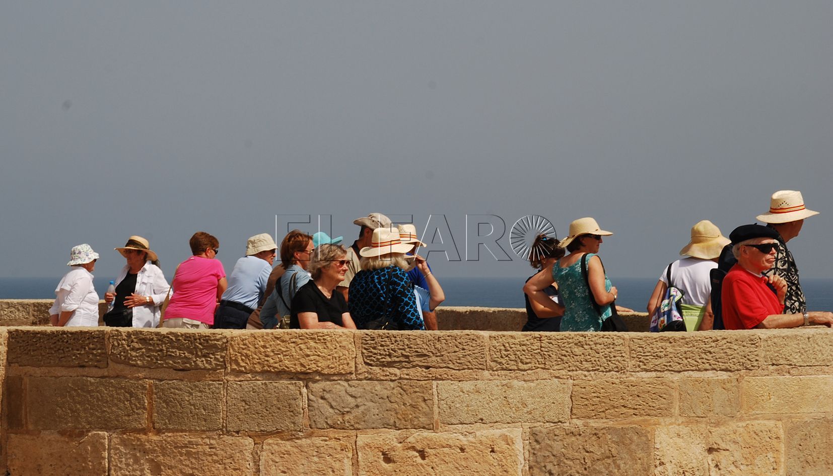 Gloria Rojas admite que las agencias de viaje siguen sin cobrar los bonos de viajes de no residentes