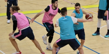 La escuadra azulina no ha podido volver a los entrenamientos y tendrá que esperar hasta que tanto jugadores como cuadro técnico se realicen los correspondientes PCR.