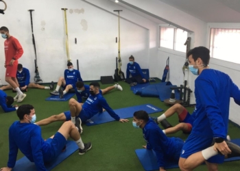 Los jugadores azulinos se ejercitaron estos dos primeros días en el gimnasio y haciendo carrera continua por la calle.