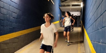 Imagen de uno de los entrenamientos llevados a cabo por las jugadoras de La Salle aprovechando las instalaciones del propio pabellón melillense.