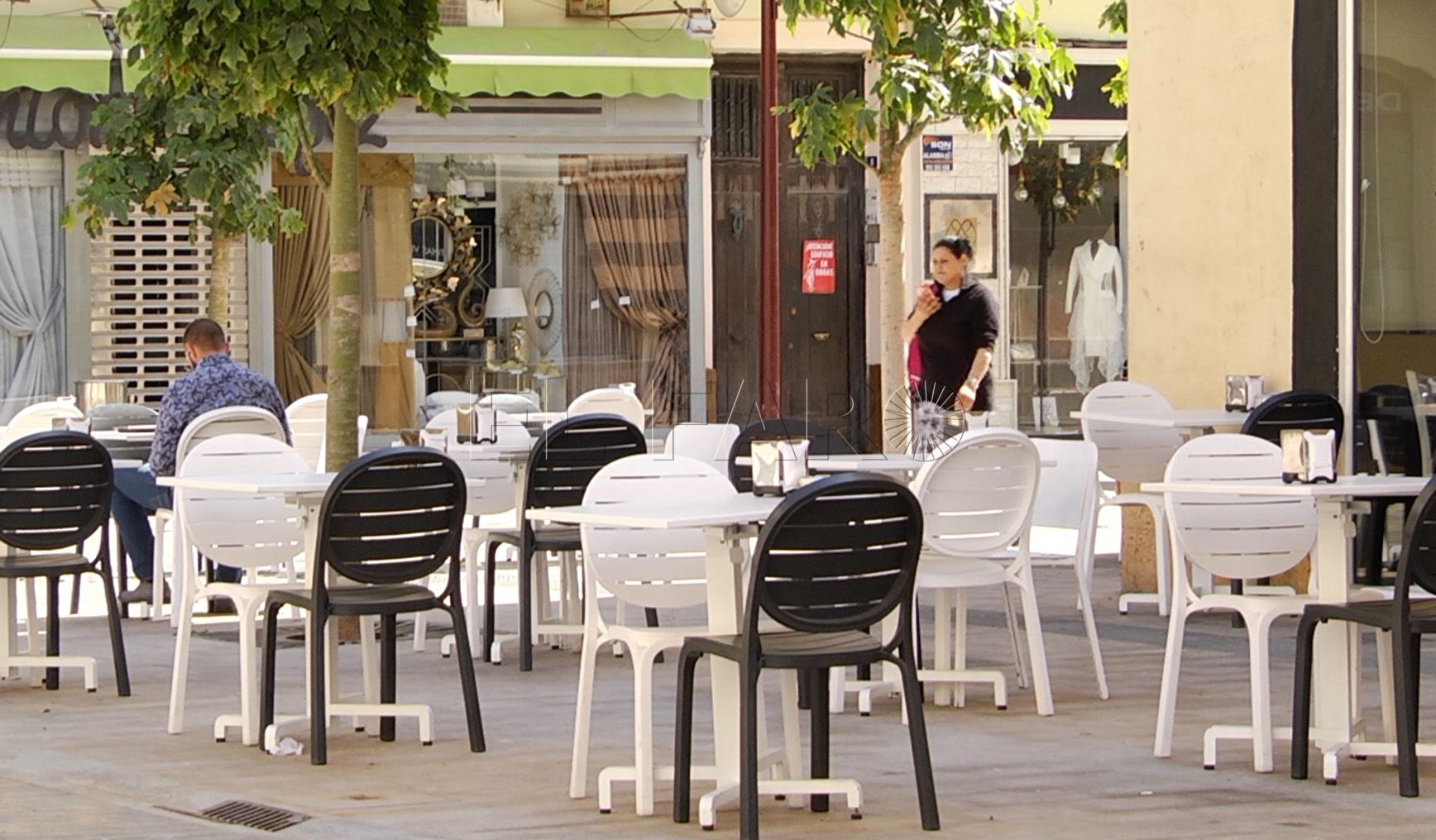 Los hosteleros critican que sufren las restricciones mientras que la Administración organiza eventos públicos en Melilla