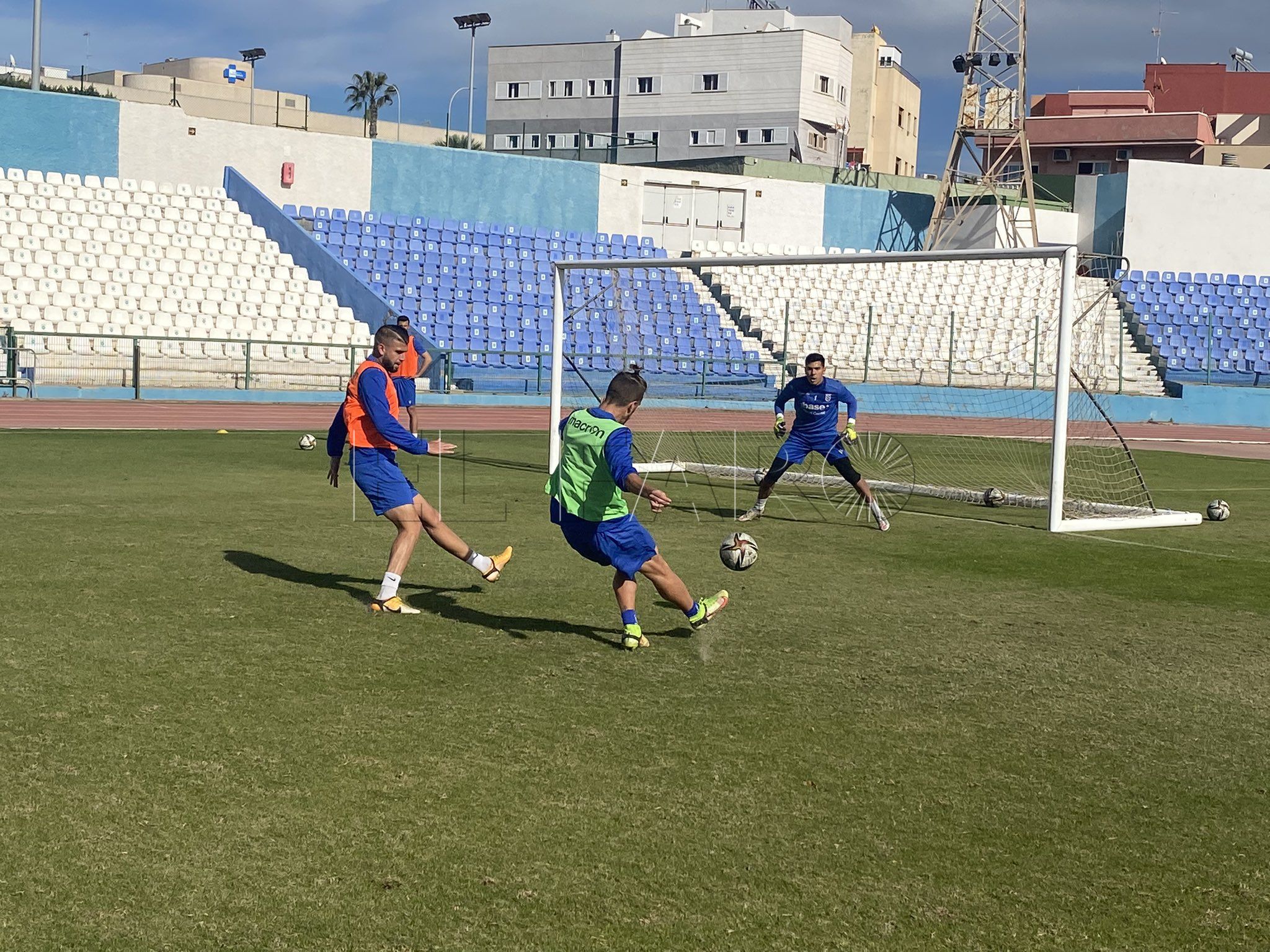 La liga vuelve al estadio Álvarez Claro