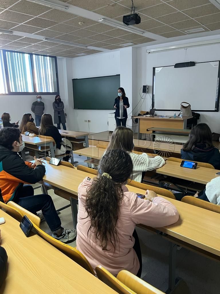 La UGR en Melilla lanza un proyecto que busca evitar prejuicios hacia inmigrantes en la atención sanitaria