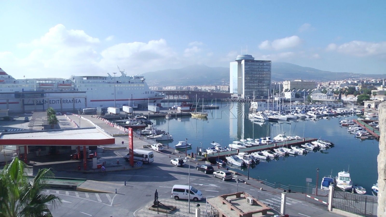 Rojas defiende el contrato marítimo Melilla y asegura que garantiza el servicio