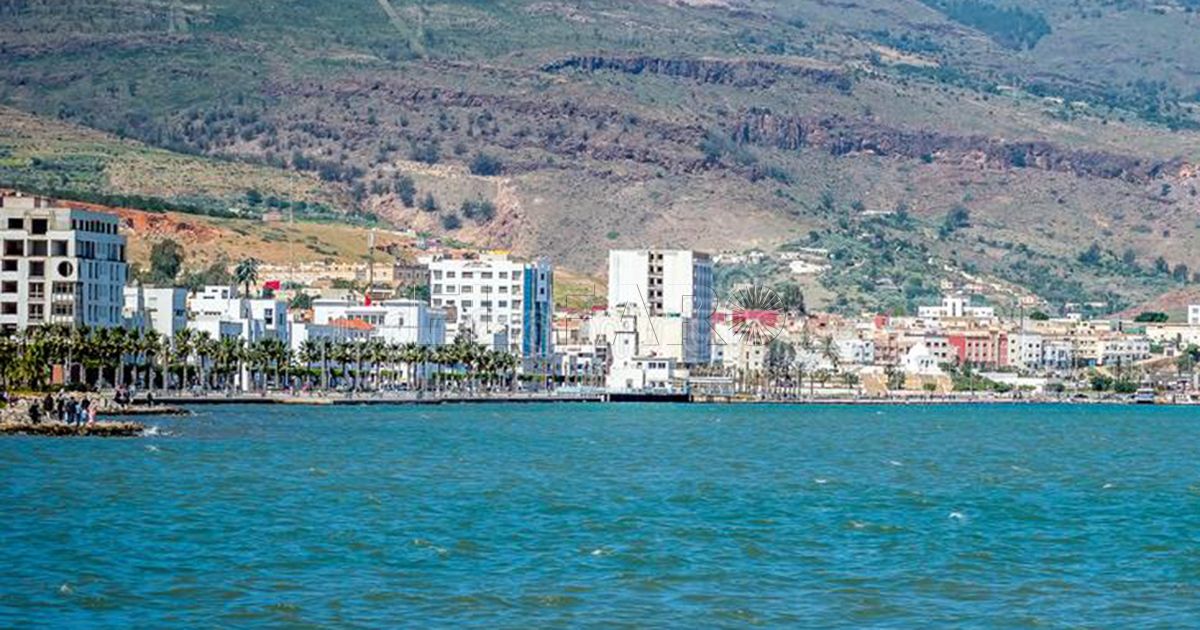 Rescatan a 22 migrantes en una patera frente a las costas de Nador