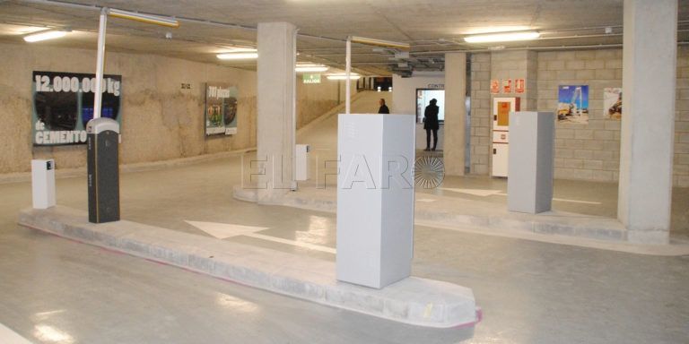 ¿Cuánto cuesta alquilar una plaza de aparcamiento en el centro de Melilla?