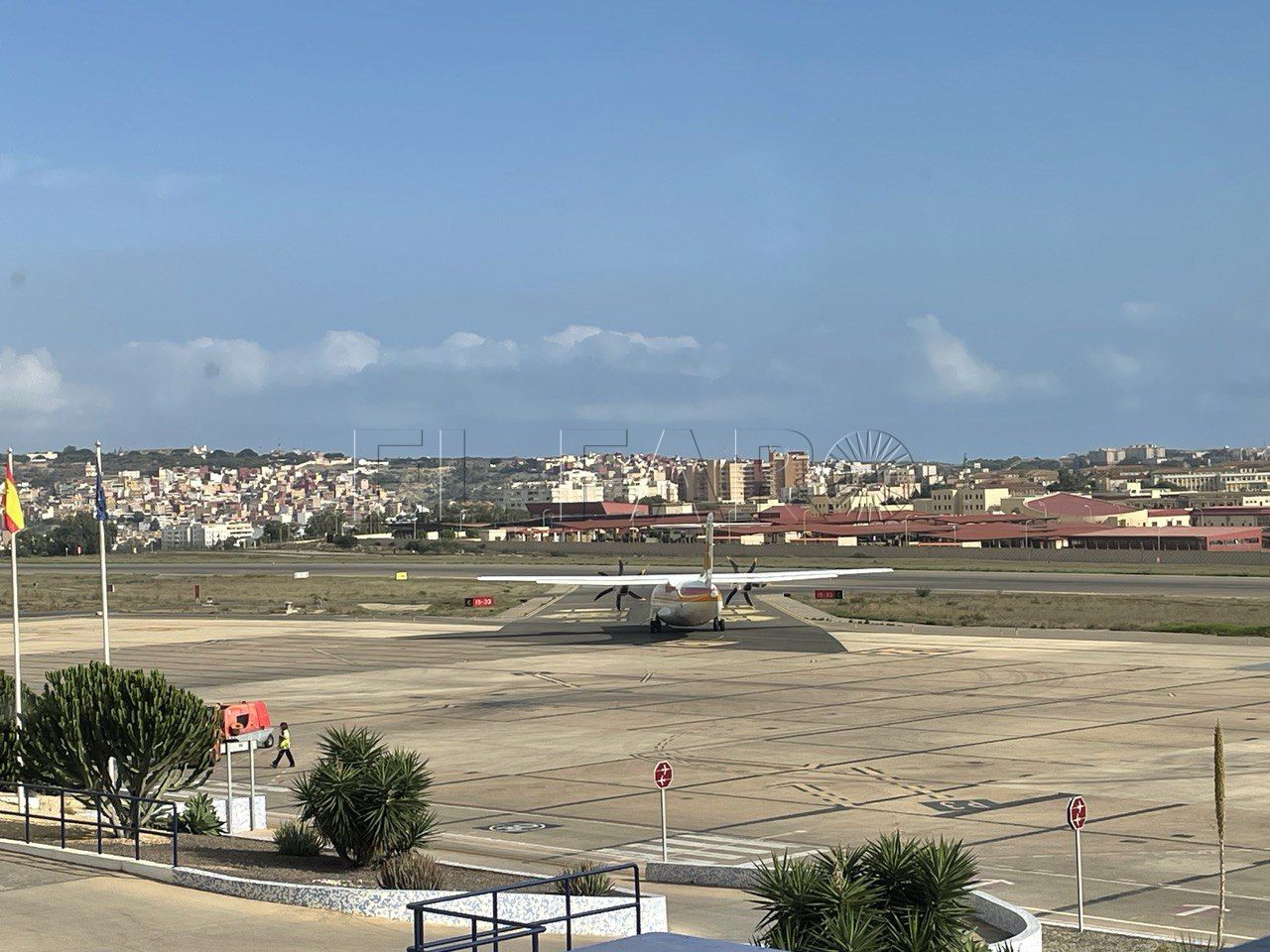 ¿Queremos mejorar los transportes aéreos, o no?