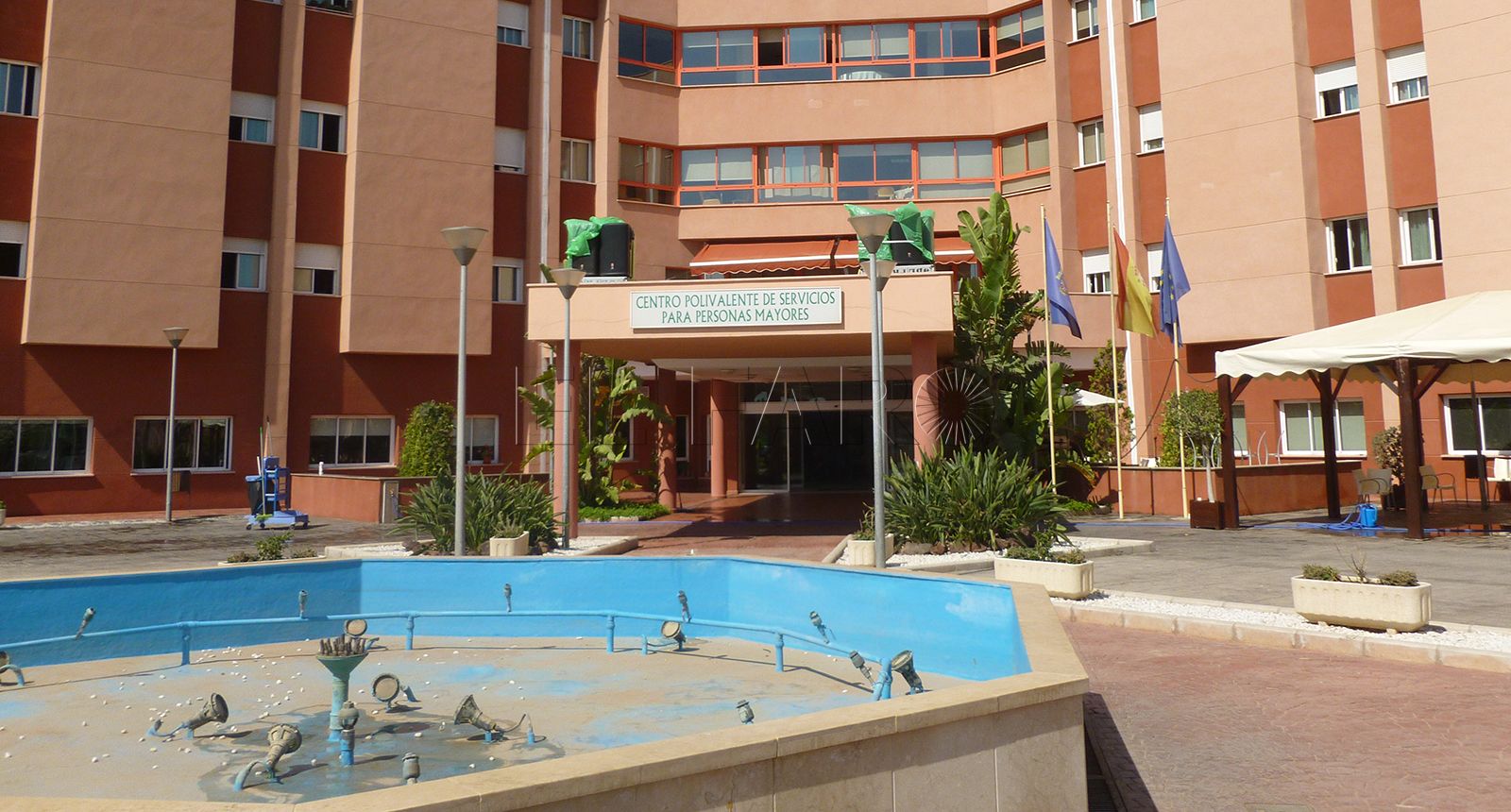 Familiares de usuarios de la residencia de mayores piden explicaciones por la cuarentena