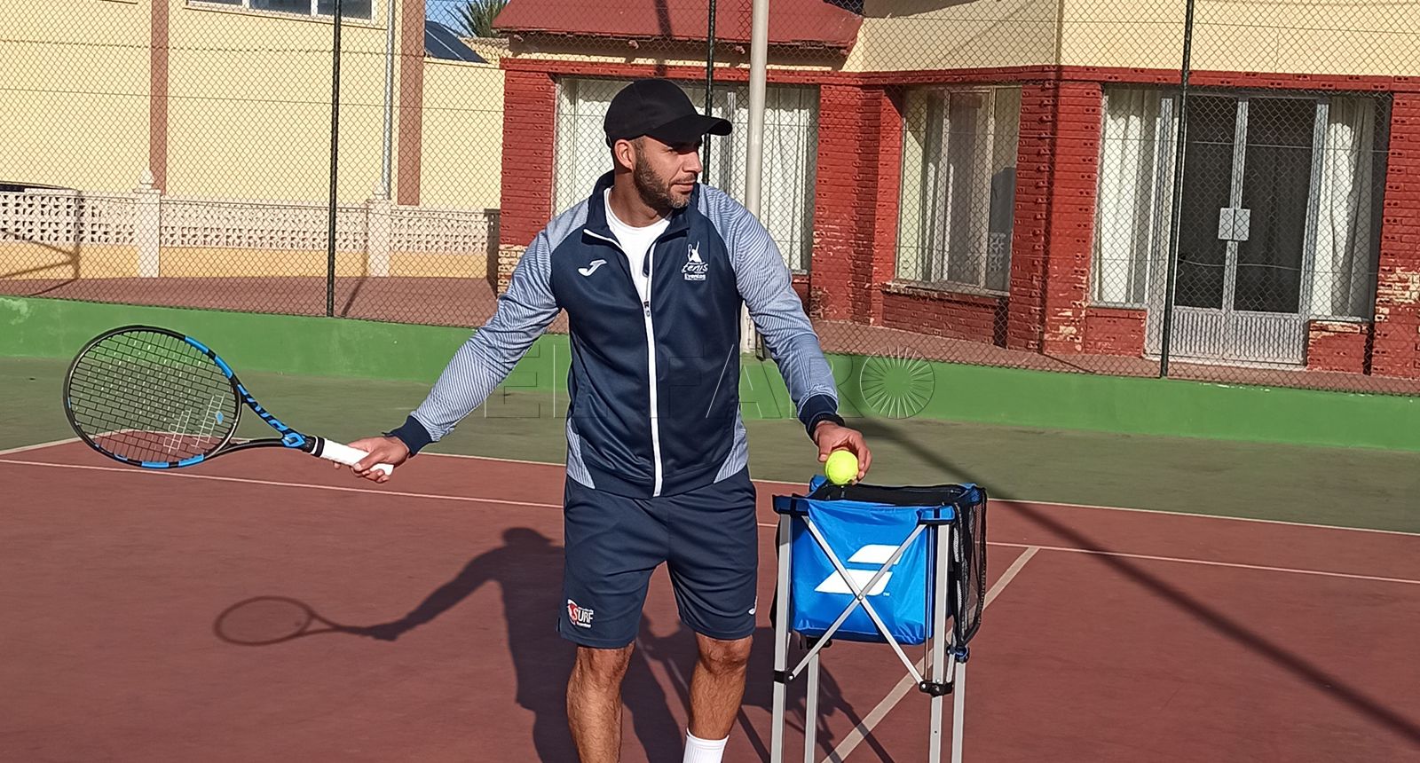 El melillense Faysal Hach alcanza el grado de técnico nacional de tenis nivel II
