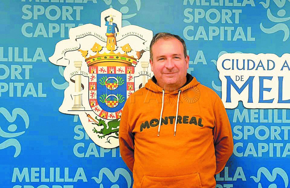 Javier Guillot, presidente de la Federación Melillense de Triatlón: “Queremos que este año sea el de la consolidación del triatlón melillense”