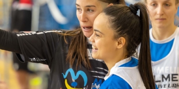 Tras varias semanas en el dique seco, Patri Alarcón volvía a las canchas de juego en el partido disputado el pasado fin de semana frente al Atlético Torcal.