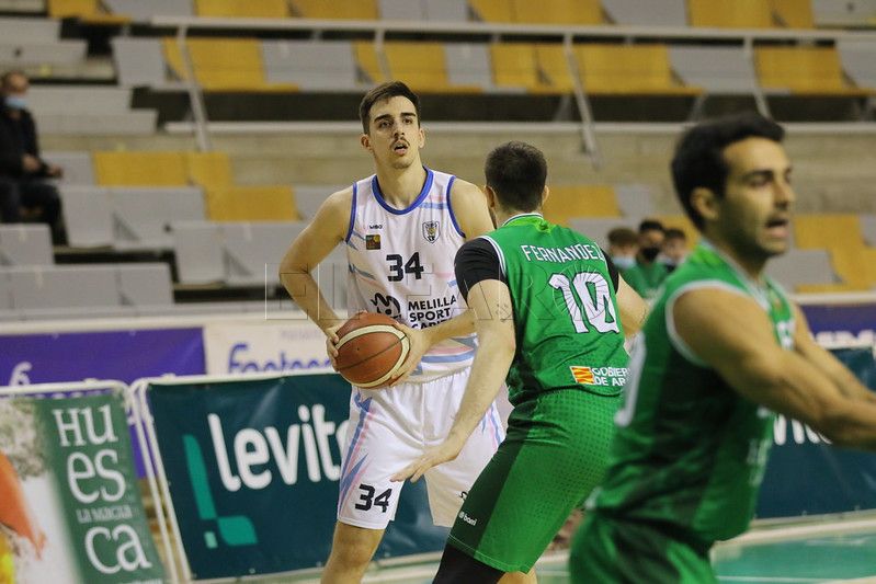 El Melilla Sport Capital consigue oxígeno en Huesca gracias a una trabajada victoria