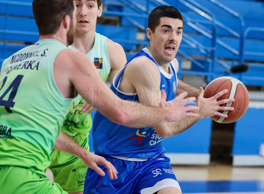 Gaizka Maiza, escolta del Melilla:“Es un partido difícil, pero tenemos la baza de jugarlo en casa”