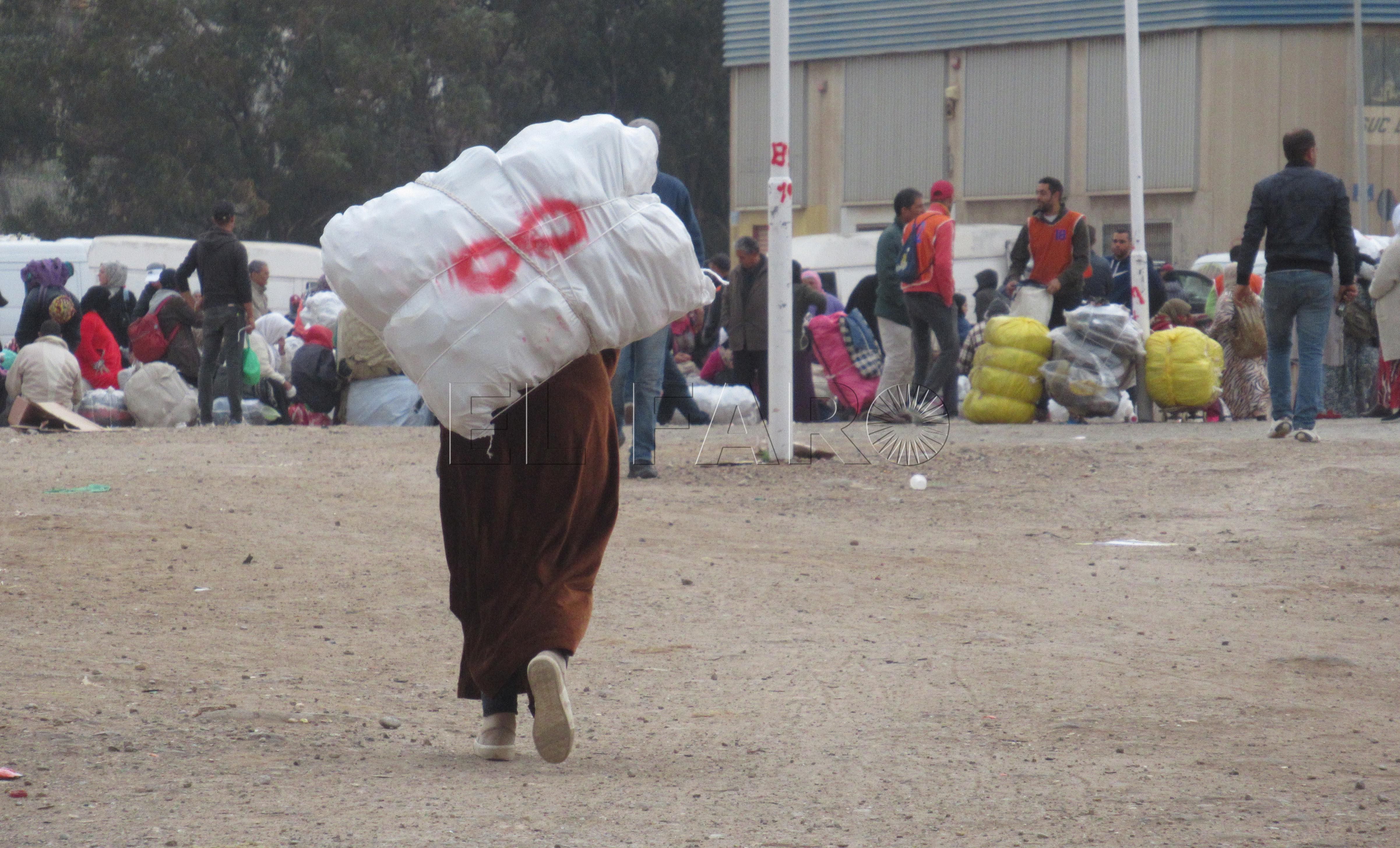 Un think-tank marroquí admite que el flujo comercial de Melilla fue redirigido a Nador