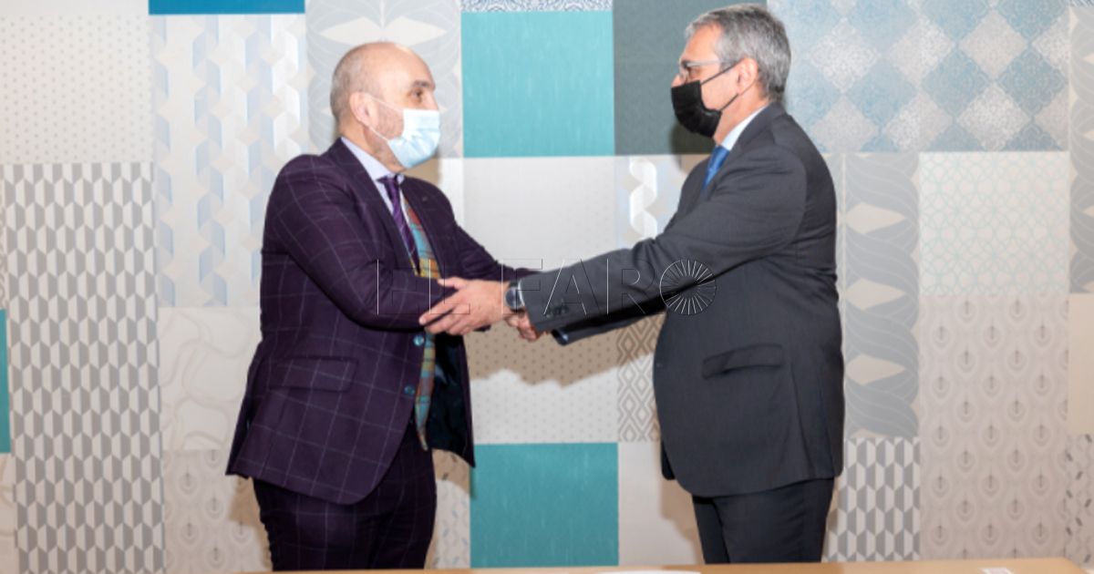 Fernando Jesús Santiago (izquierda) y Alberto Martínez Lacambra.