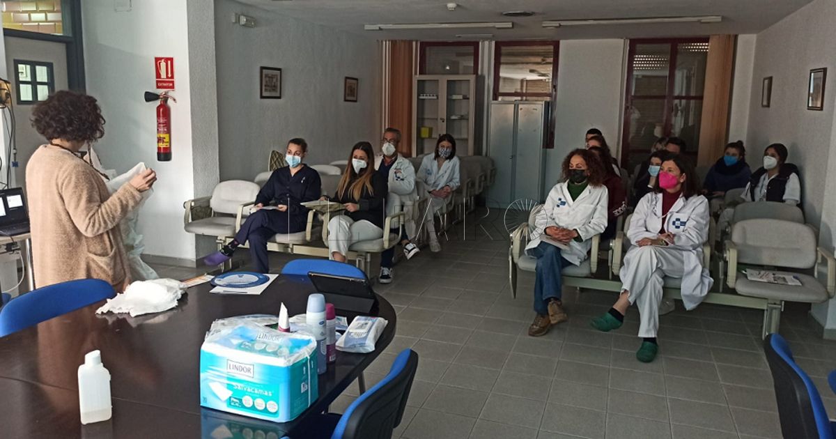 Profesionales de Atención Primaria en Melilla reciben formación sobre la incontinencia en la piel madura