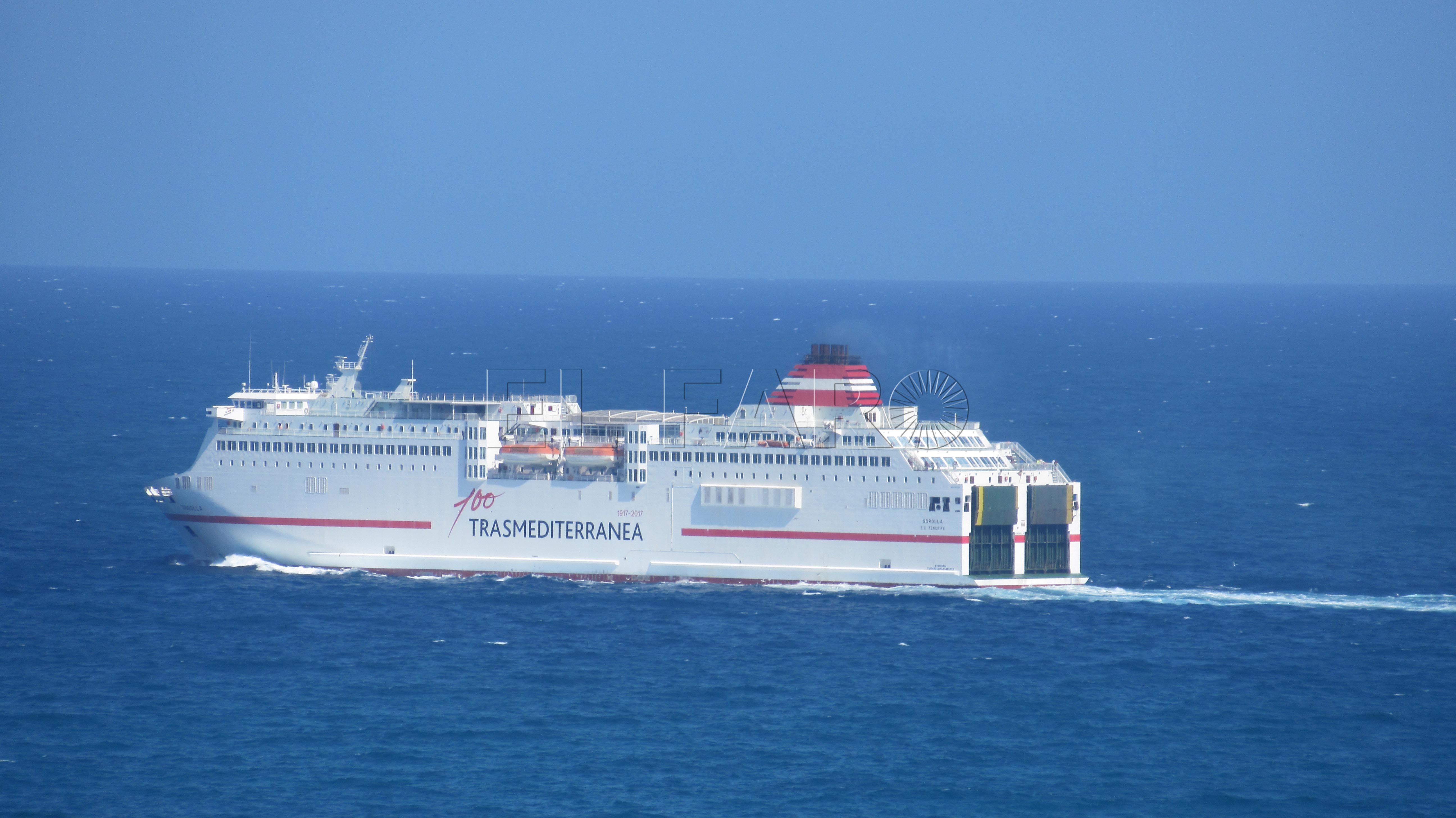 Armas Trasmediterránea asegura que seguirá prestando servicio en Melilla