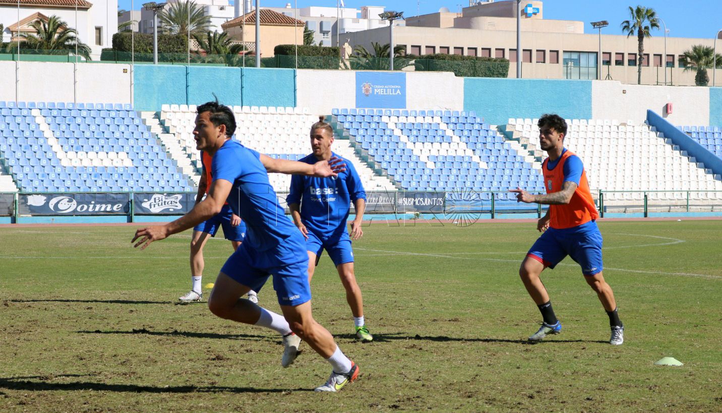 Jan Vargas, defensa de la UD Melilla: "Es una motivación extra medirse a Ubis"