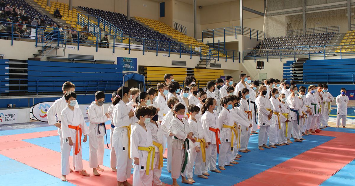 Gran afluencia de karatecas locales en el Torneo Autonómico de este sábado