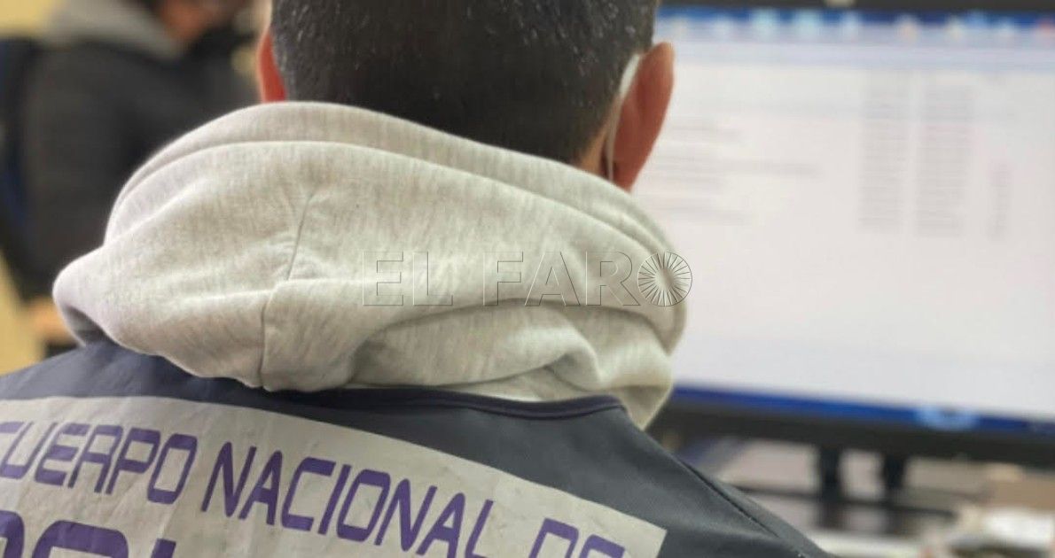 Detenidos dos jóvenes que asaltaron a una lotera para quitarle el bolso en La Espiguera