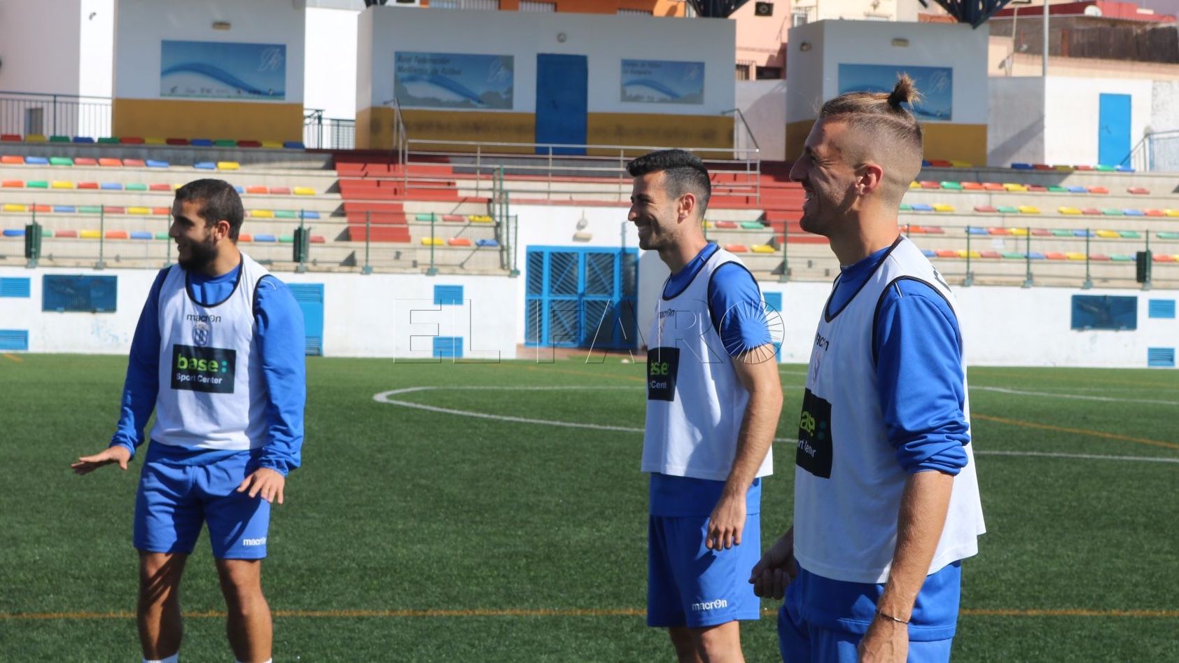 La UD Melilla detecta catorce positivos en covid entre plantilla y cuerpo técnico