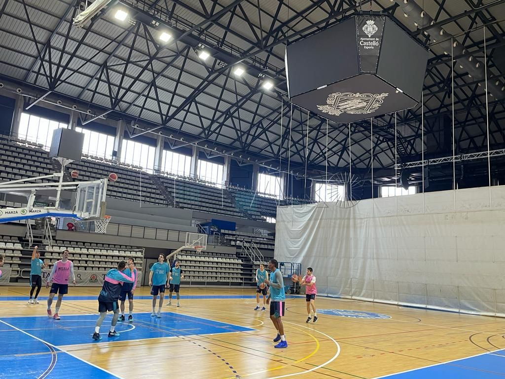 Tres positivos en la plantilla del Melilla Sport Capital