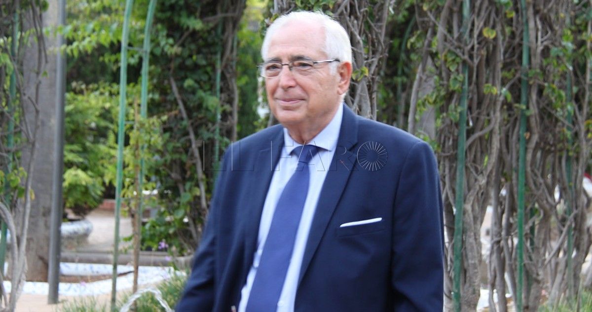 Imbroda: "La gente nos está echando muchísimo de menos"